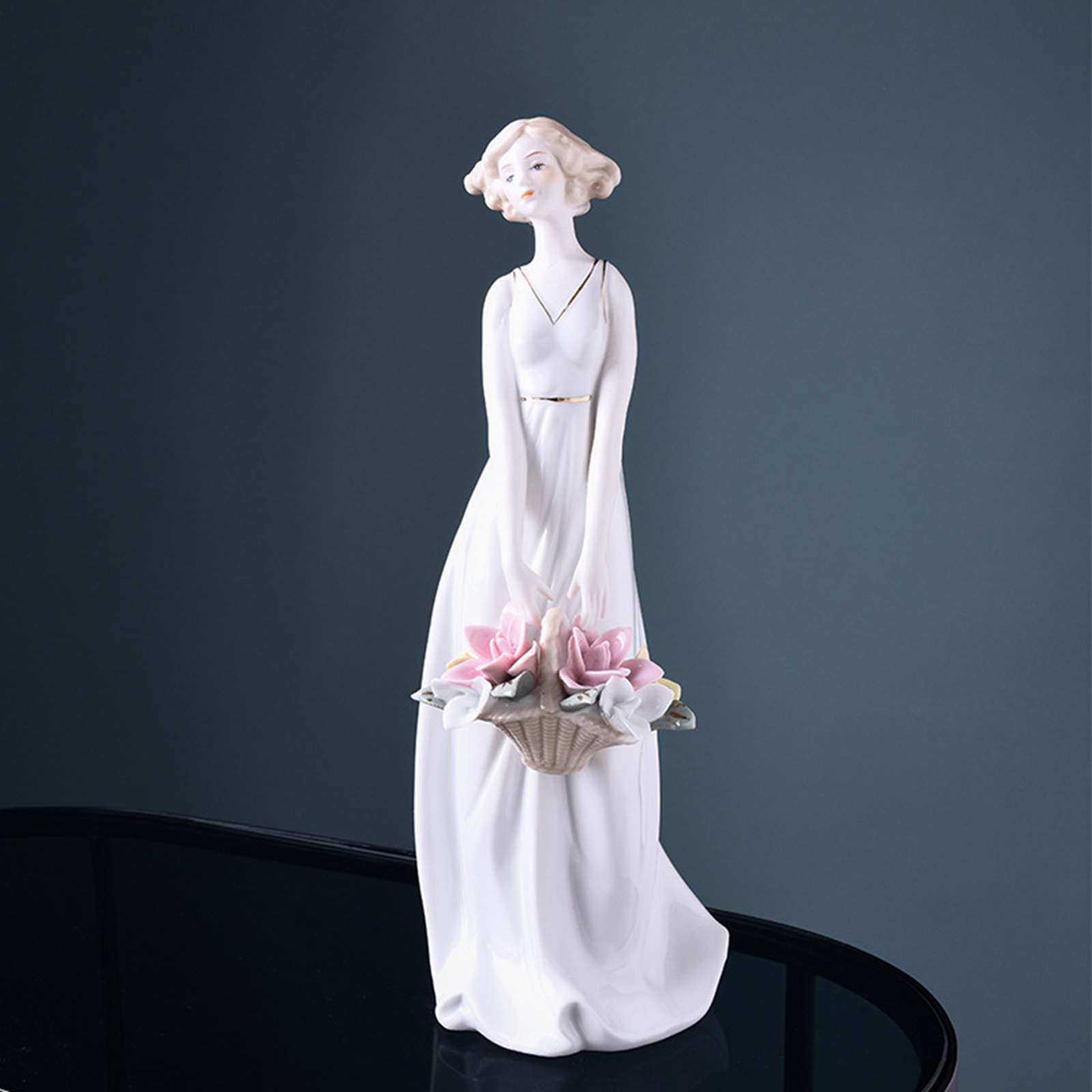 Porcelain Lady Statue Centerpi - đánh giá và giá Nutcracker Figurine