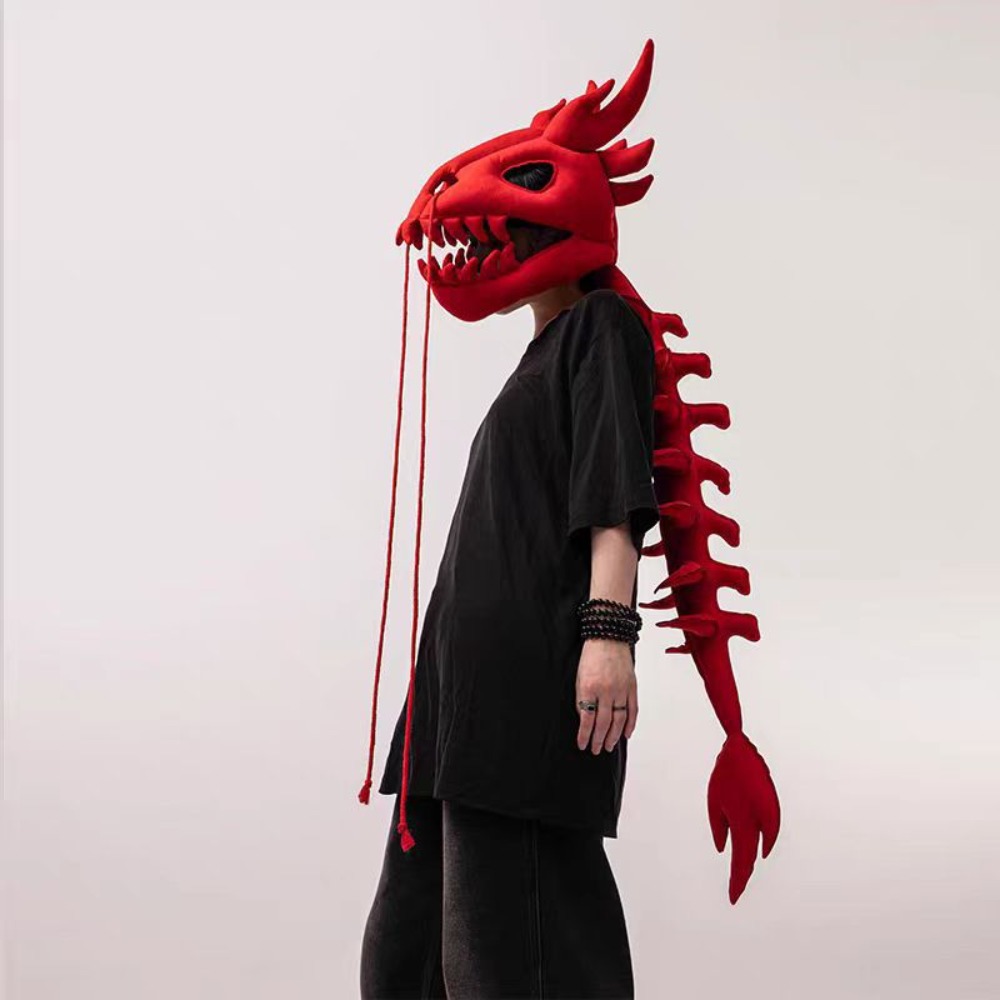 An interesting dinosaur skull  - đánh giá và giá Santa Hat Plush